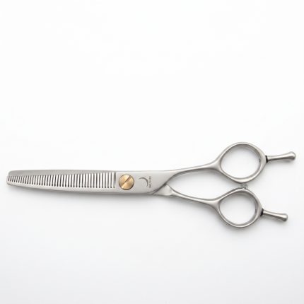IWATSUKI 7.0 inch 42T curved thinner dog grooming shear